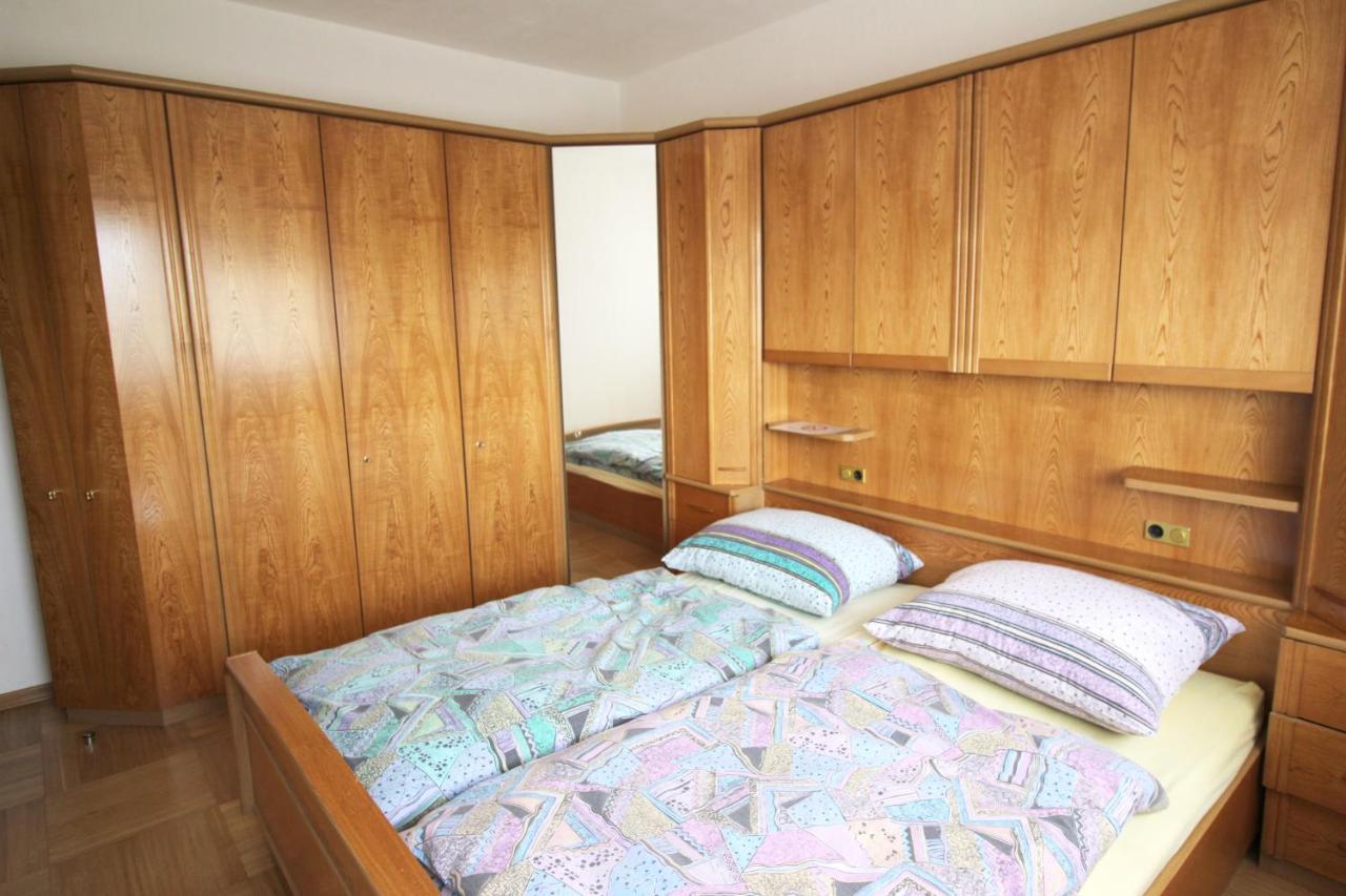 Geraeumige Ferienwohnung Im Zentrum Sankt Poelten Extérieur photo