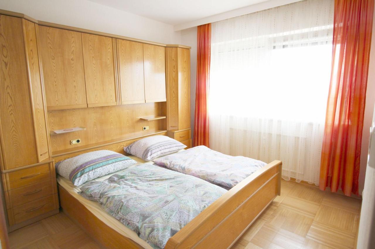 Geraeumige Ferienwohnung Im Zentrum Sankt Poelten Extérieur photo